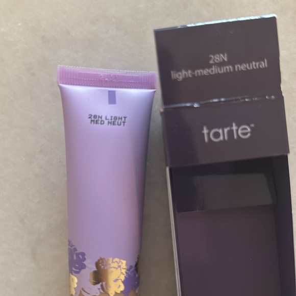 Tarte foundation 28n - Picture 2 of 2